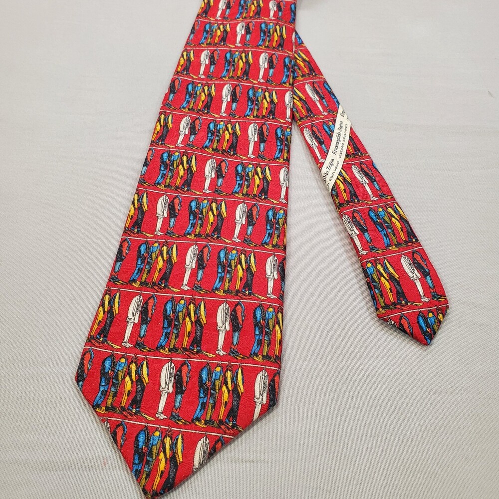 Ermenegildo Zegna Novelty Tie Red Silk Made in Italy 3.75"W 61.5"L